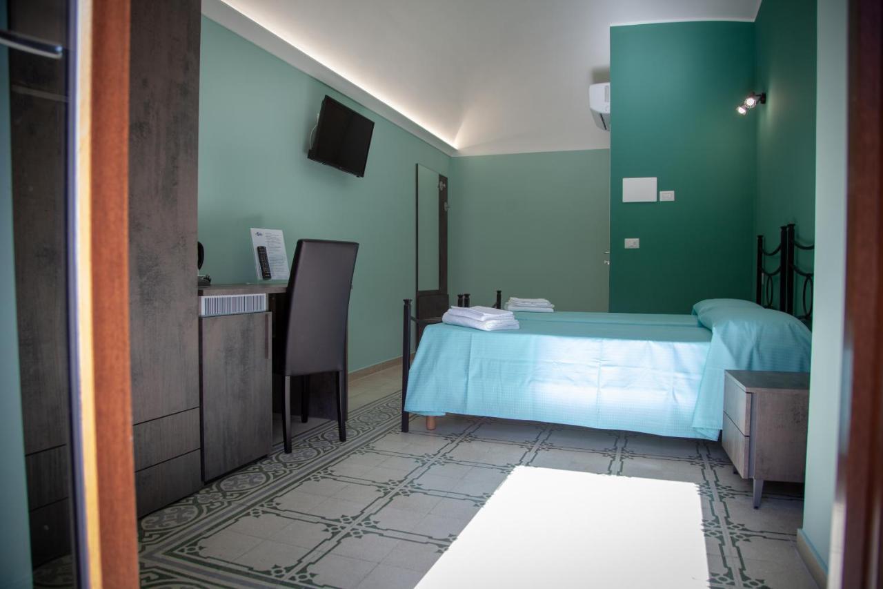 Al Centro Casa Vacanze Mistretta Ngoại thất bức ảnh